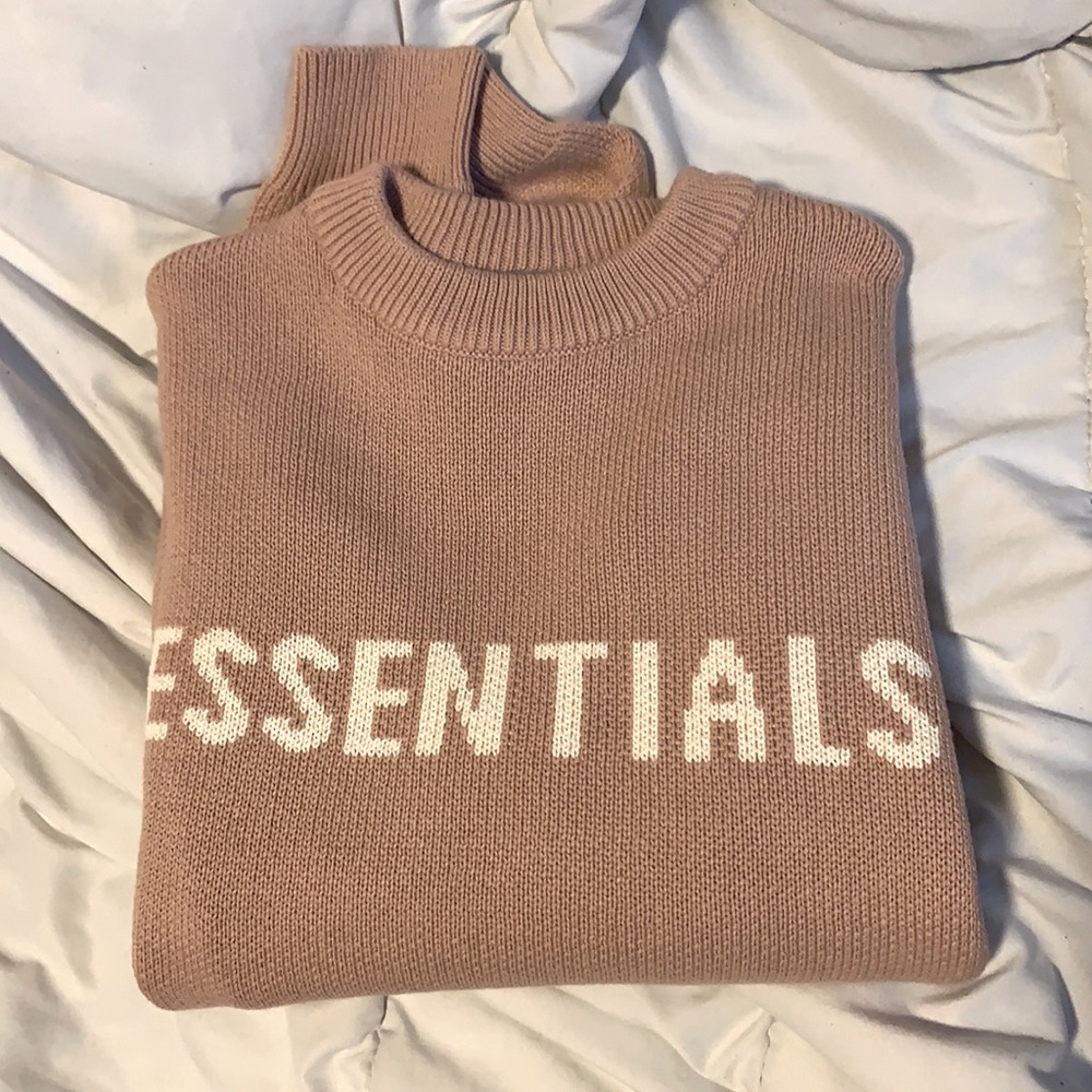 BNWT FOG ESSENTIALS KNIT SWEATER